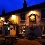 The Castle Arms 宾馆