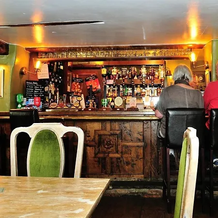The Castle Arms