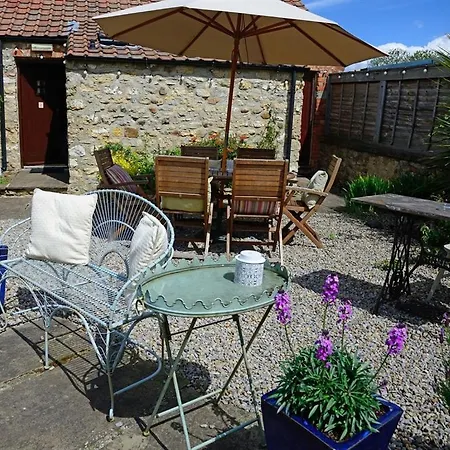 The Castle Arms 3*