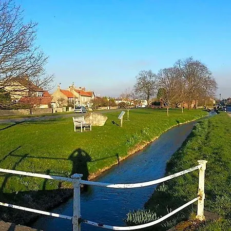 Zajazd The Castle Arms 3*