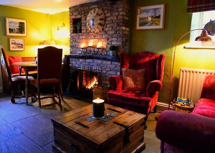 The Castle Arms Inn 3*
