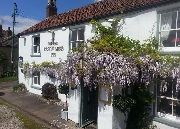 The Castle Arms Inn